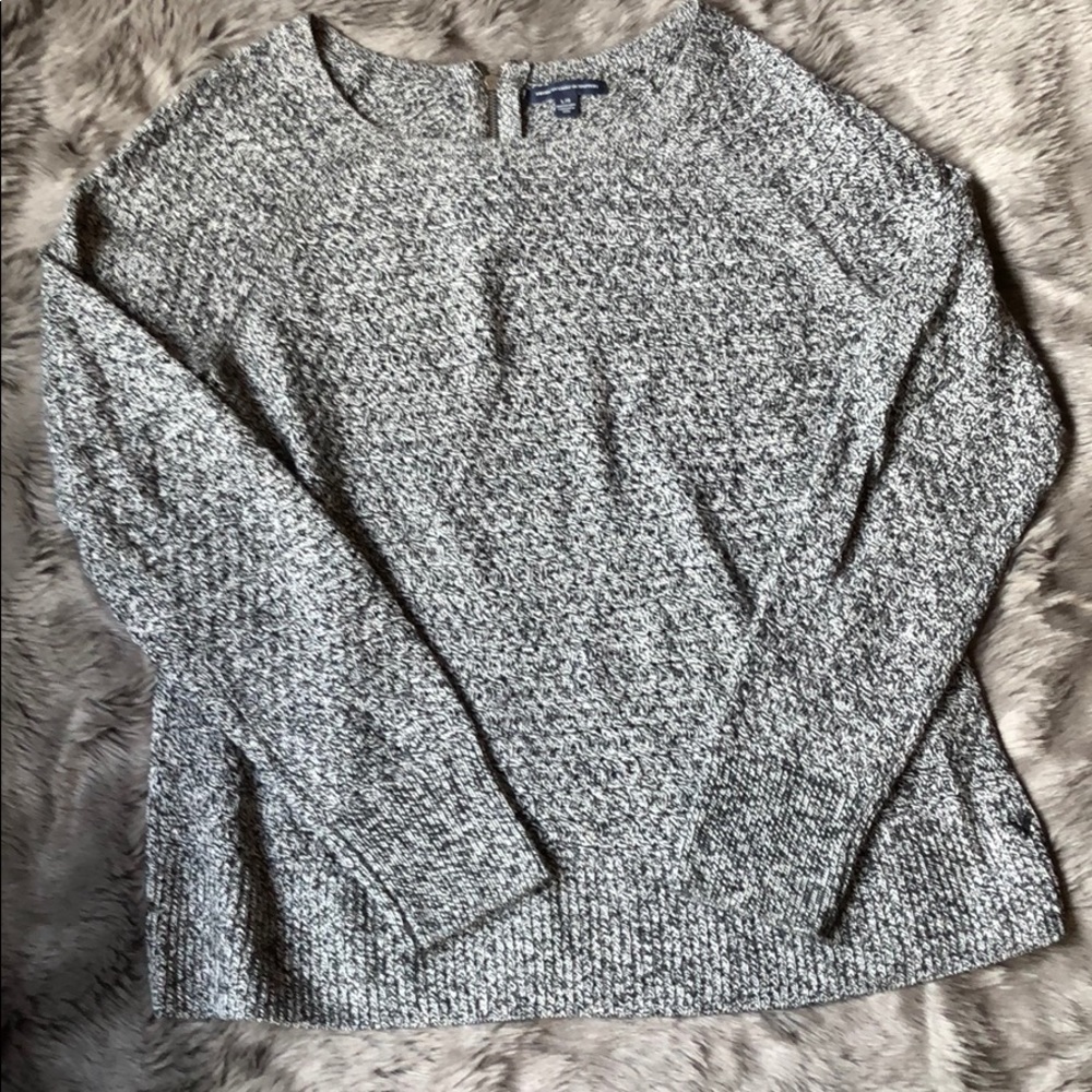 Soft American Eagle sweater